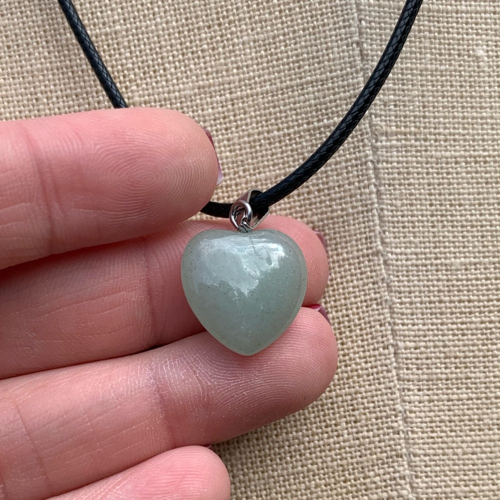 Handmade Genuine Stone Heart Amulet Necklace - Picture 6 of 10